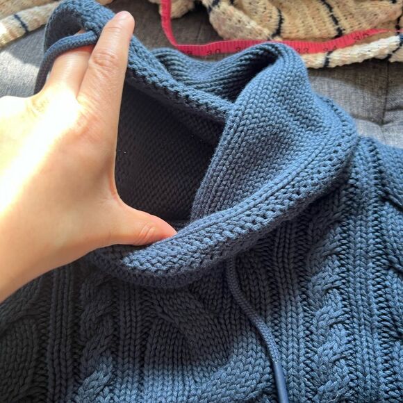 L.L Bean || Women's Double L Size XS PETITE Mixed-Cable Sweater Funnelneck - Picture 8 of 8